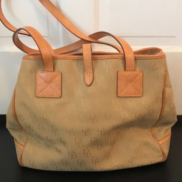 Dooney & Bourke bag - Picture 3 of 8